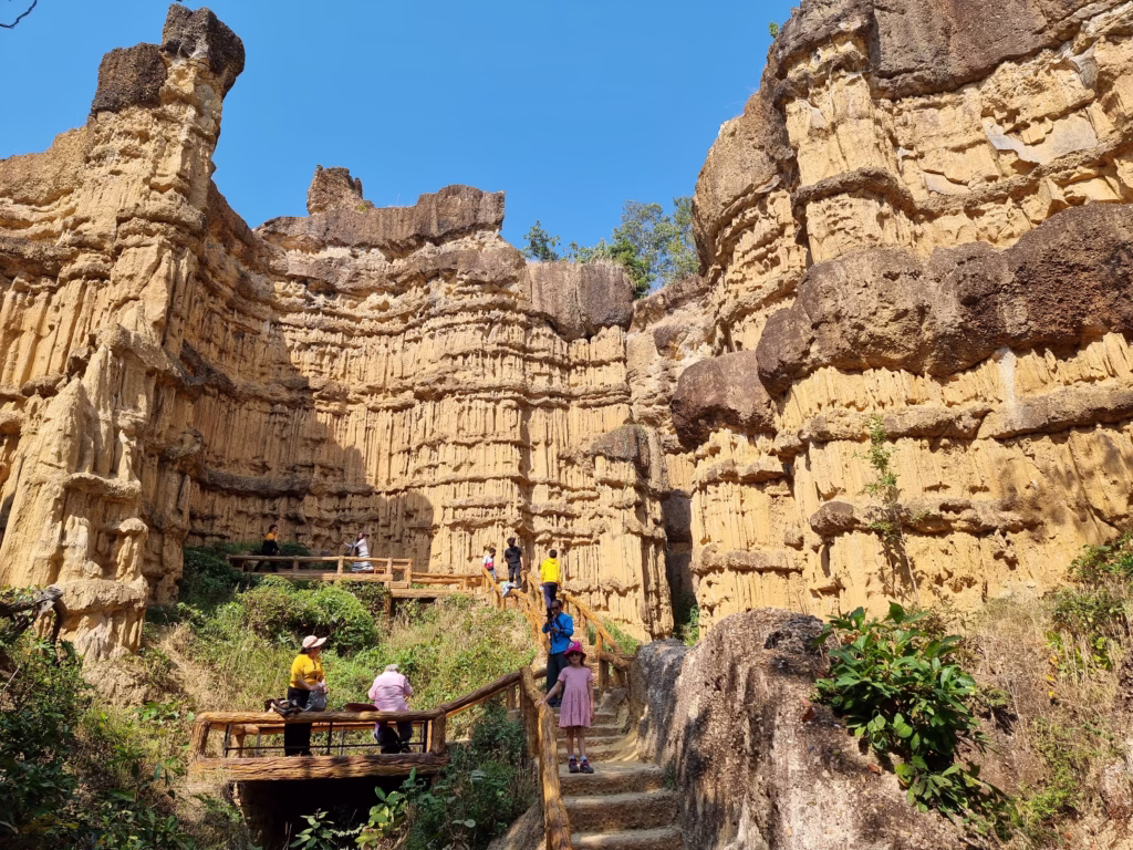 Phachor Canyon: Thailand's Grand Canyon